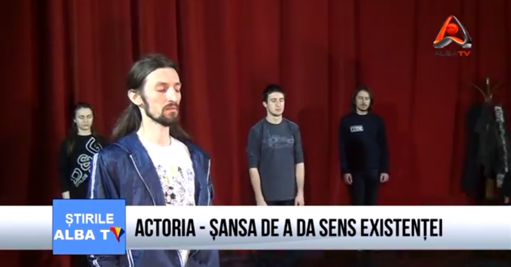 actoria-sansa-de-a-da-sens-existentei