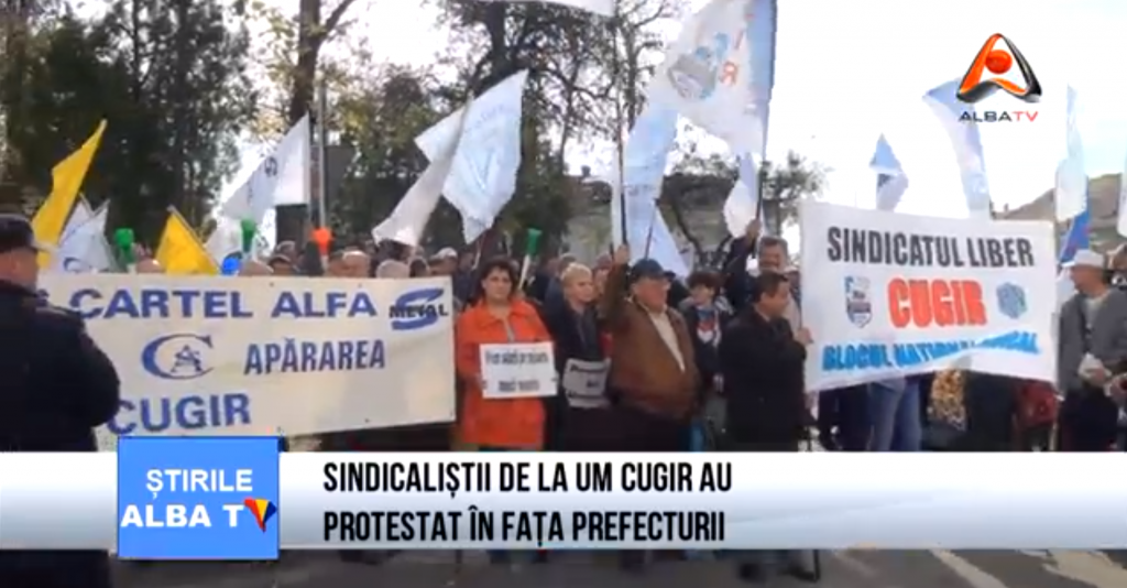 sindicalistii-de-la-um-cugir-au-protestat-in-fata-prefecturii
