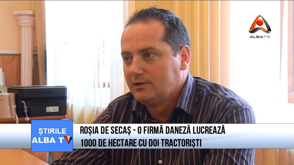 rosia-de-secas-o-firma-daneza-lucreaza-1000-de-hectare-cu-doi-tractoristi