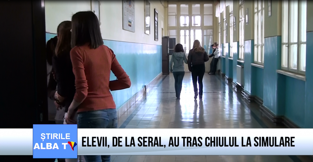 elevii-de-la-seral-au-tras-chiulul-la-simulare