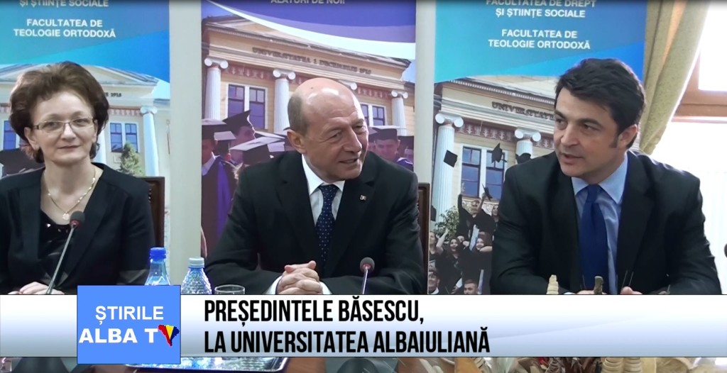 PRESEDINTELE-BASESCU-LA-UNIVERSITATEA-ALBAIULIANA
