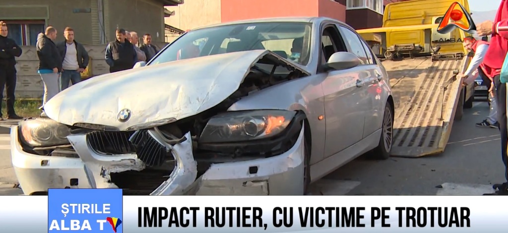 Impact rutier, cu victime pe trotuar