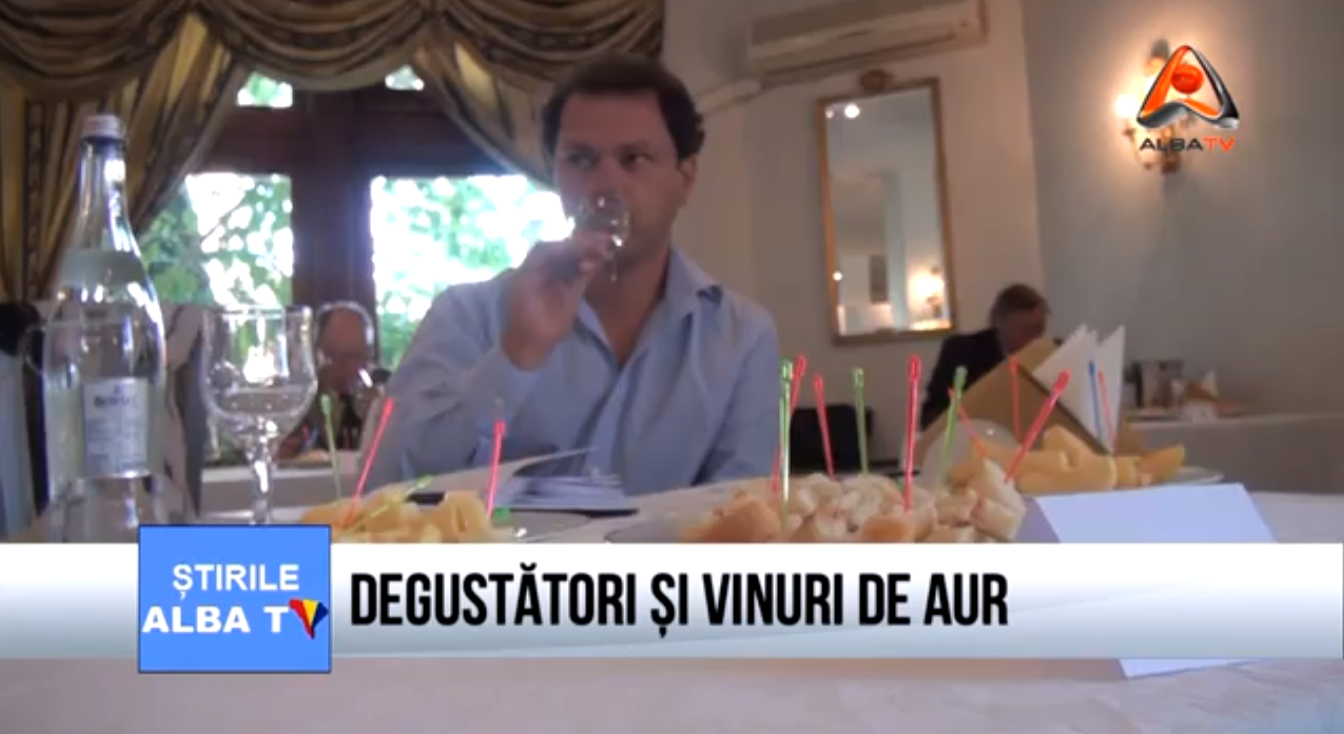 degustatori-si-vinuri-de-aur
