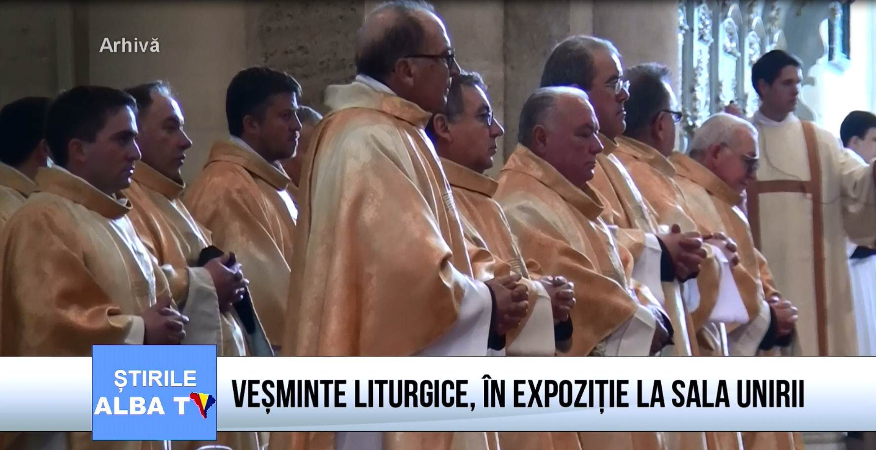 Vesminte-liturgice-in-expozitie-la-Sala-Unirii